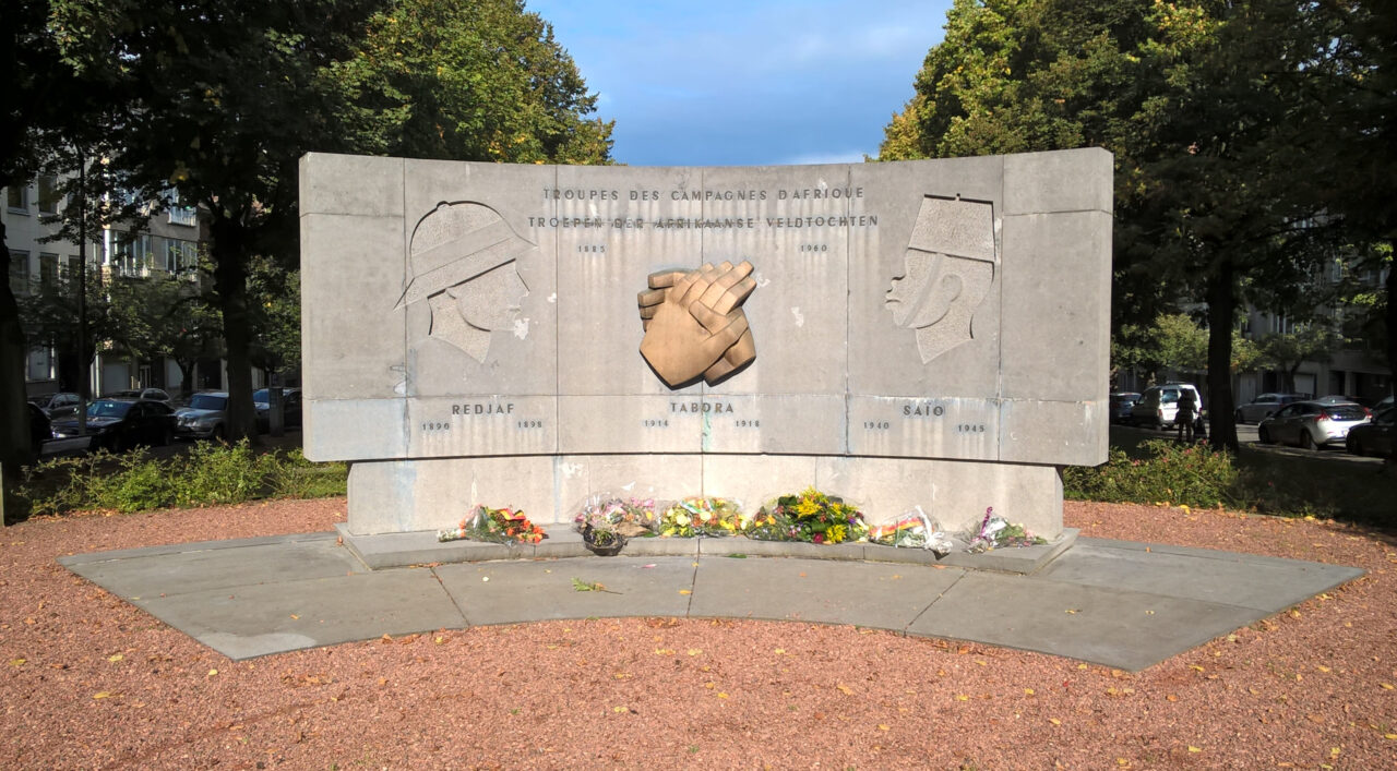 Monument commémoratif en l'honneur des troupes des campagnes d'Afrique 1885-1960